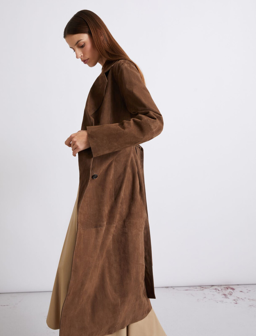 trenchcoat aus wildleder - braun