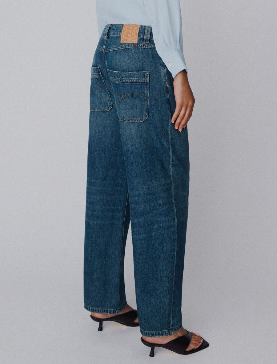 hochgeschnittene mom-jeans – marineblau