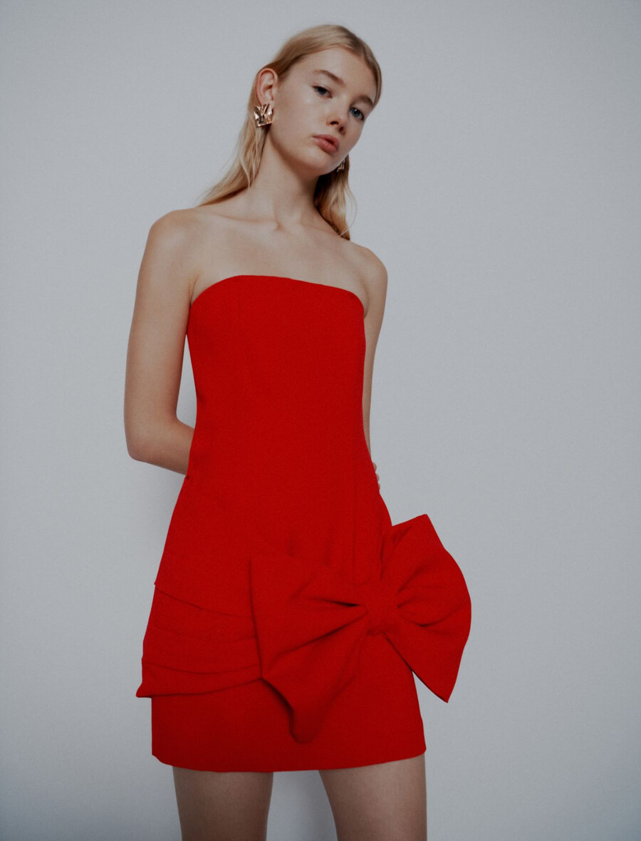 satin-bustierkleid mit schleifendetail – rot