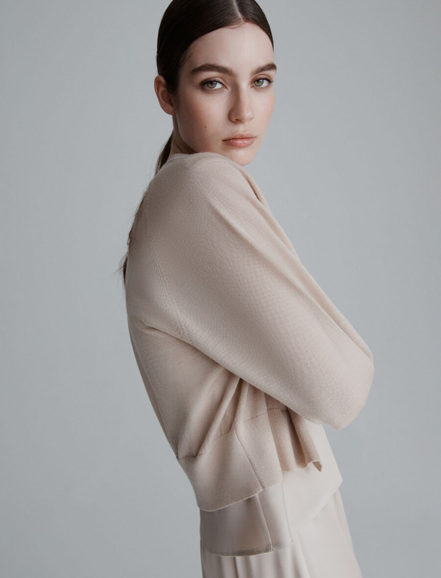 feinste strickjacke aus reiner wolle – creme