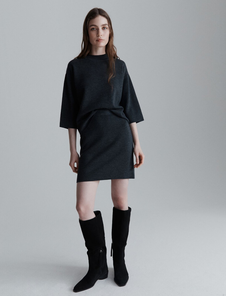 pullover aus reiner wolle – dunkelgrau