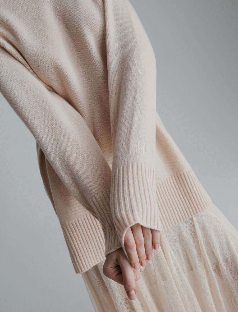 rollkragenpullover – creme