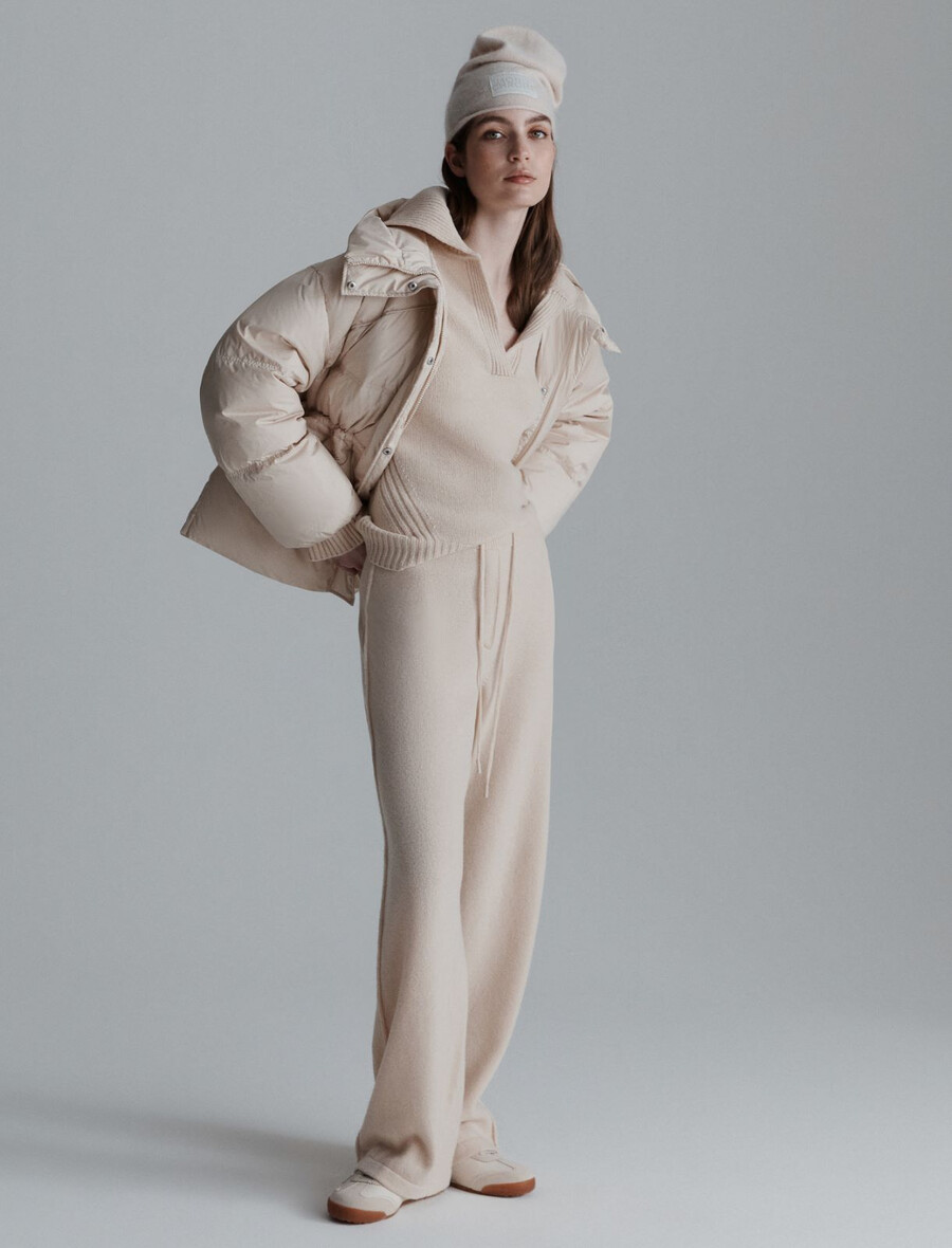 kastenförmiger rollkragenpullover – creme