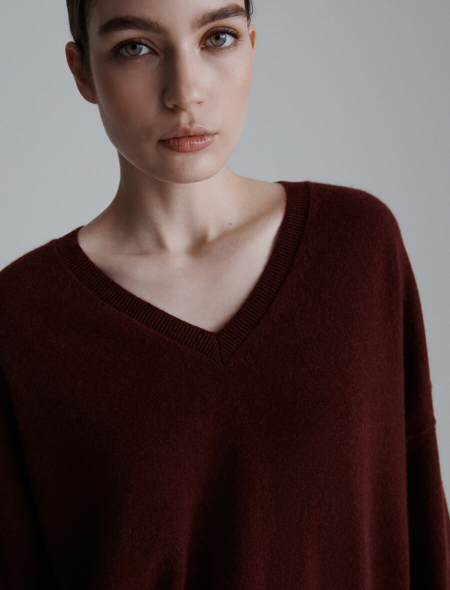 v-ausschnitt-pullover aus reinem kaschmir - bordeaux