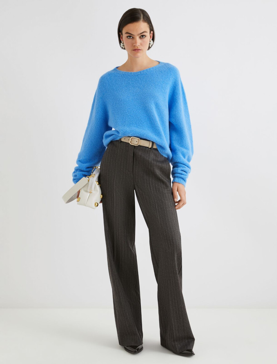 stretch-alpaka-pullover mit rundhalsausschnitt – hellblau