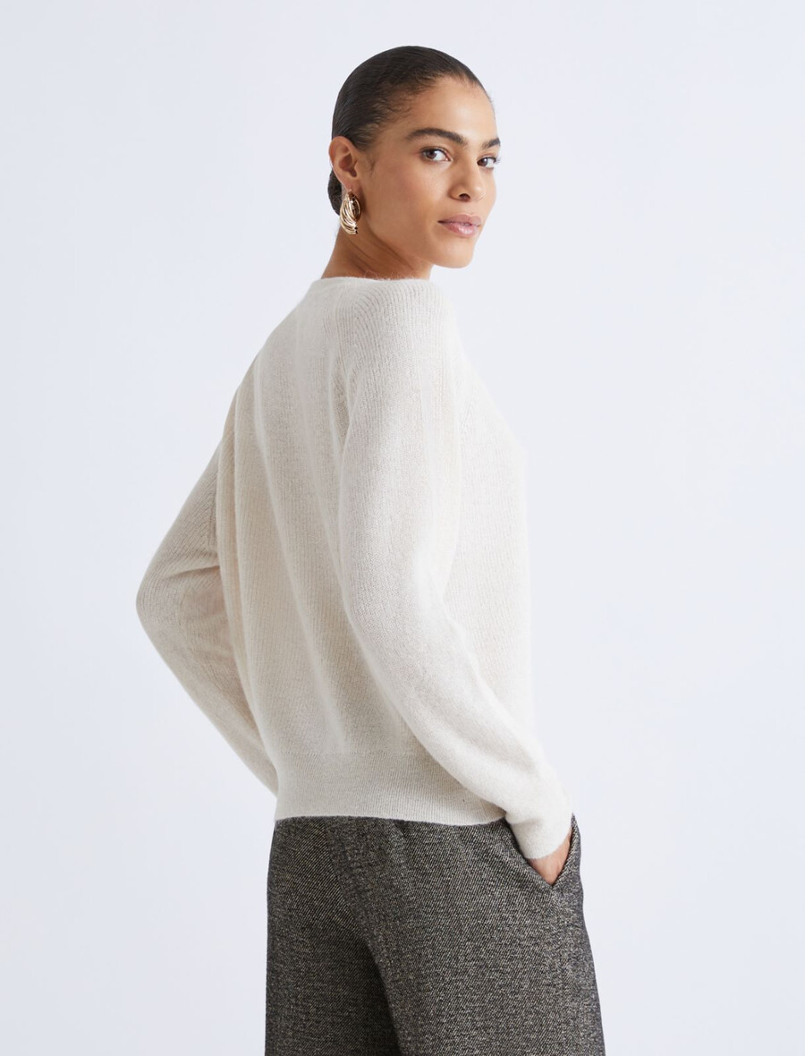 flauschiger pullover aus alpaka-mischgewebe – elfenbein