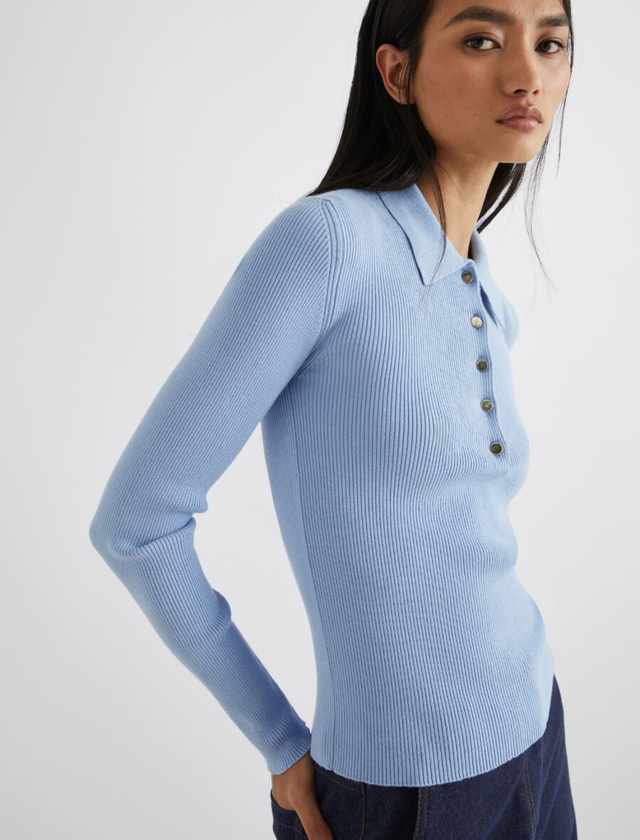 schmal geschnittenes strickpoloshirt – hellblau