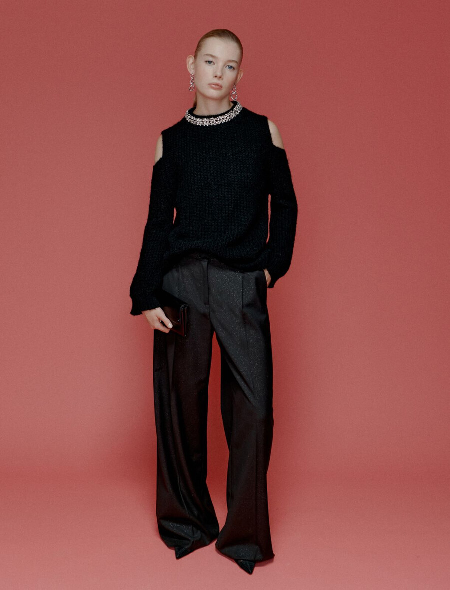 pullover mit cut-out-details – schwarz