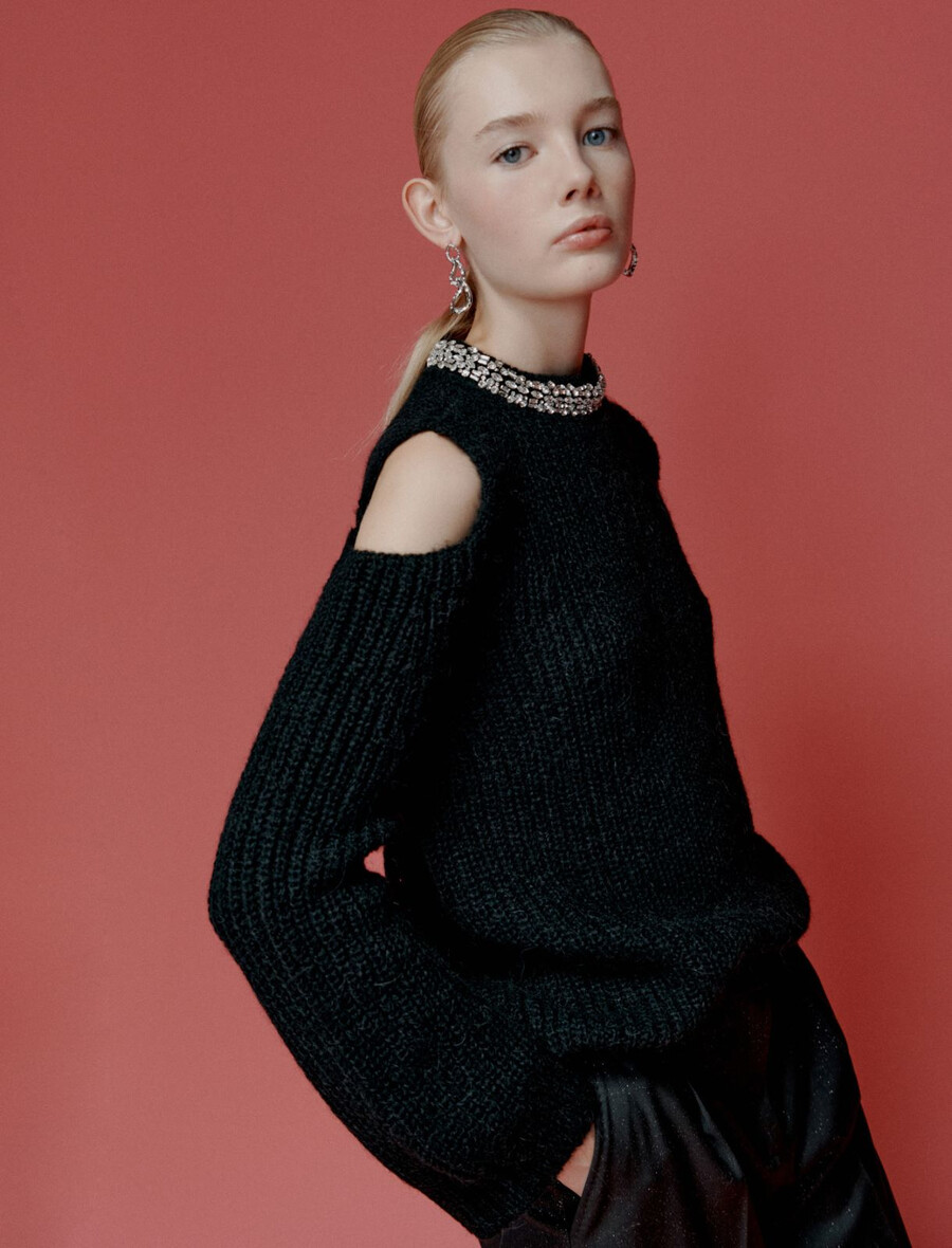 pullover mit cut-out-details – schwarz