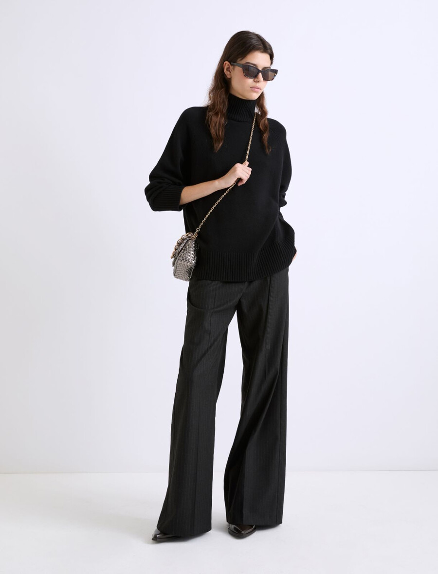 oversized-pullover aus superfeiner merinowolle – schwarz