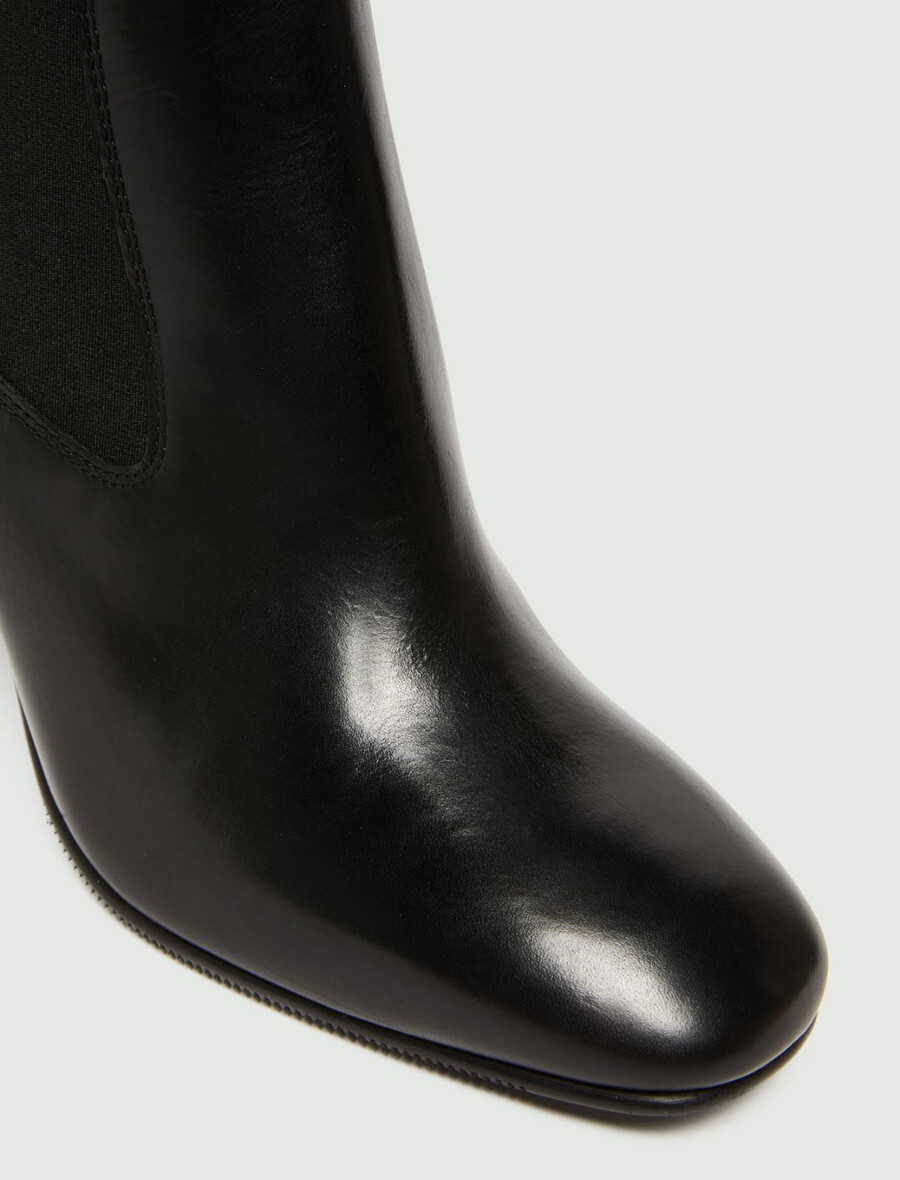 chelsea-boots mit absatz – schwarz