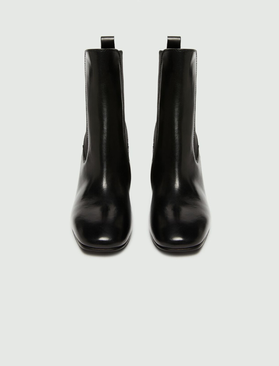 chelsea-boots mit absatz – schwarz