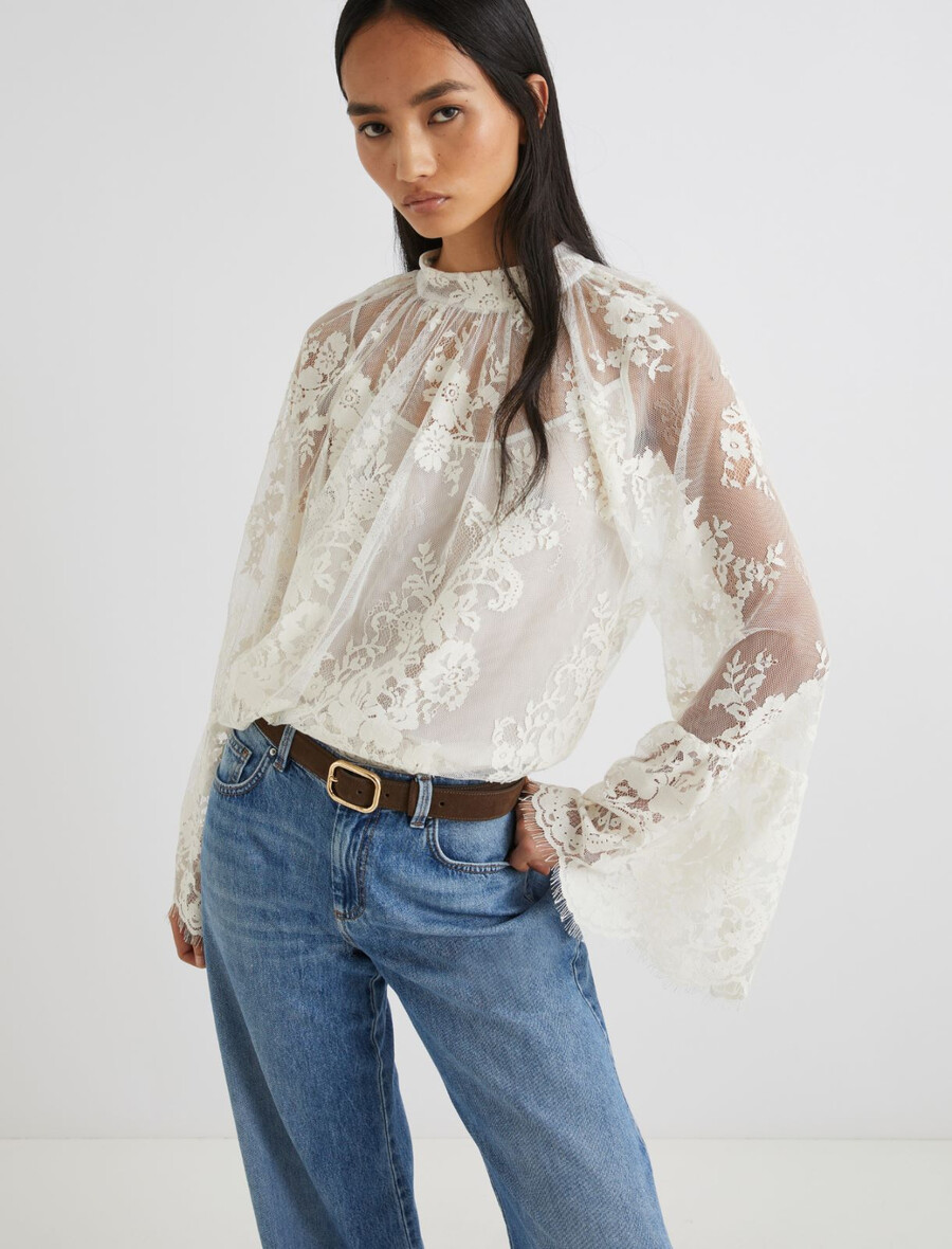 bluse mit chantilly-spitze und muschelsaum – creme