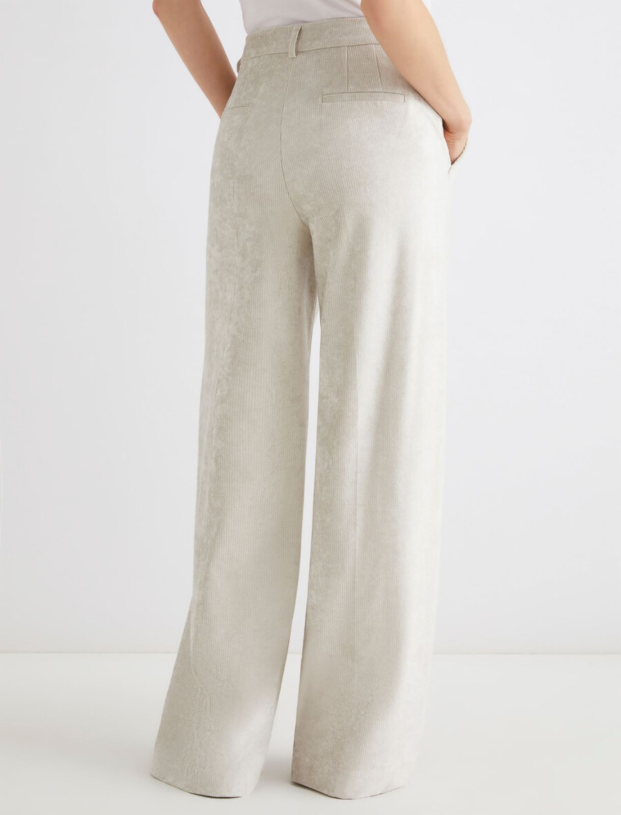 cordhose mit geradem schnitt – elfenbein