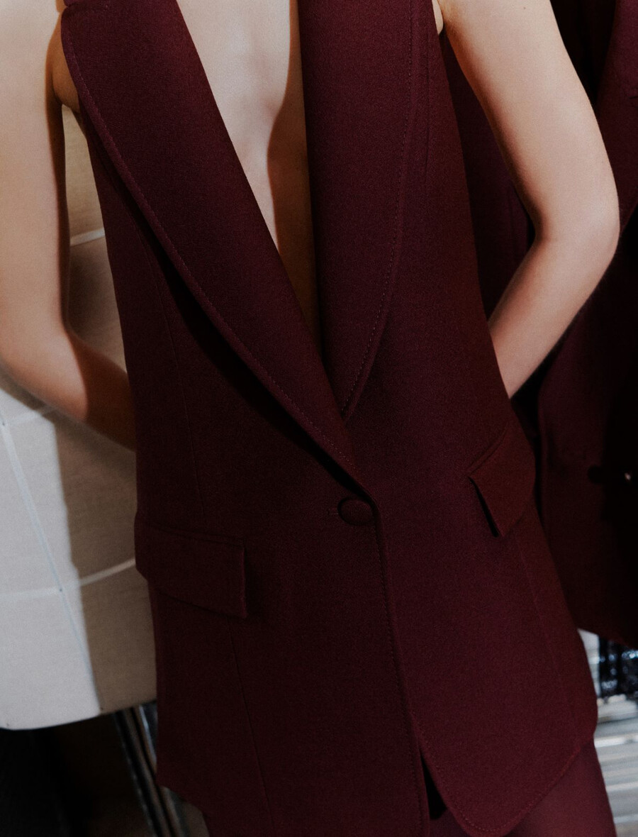 Ärmelloses blazer-top – bordeaux