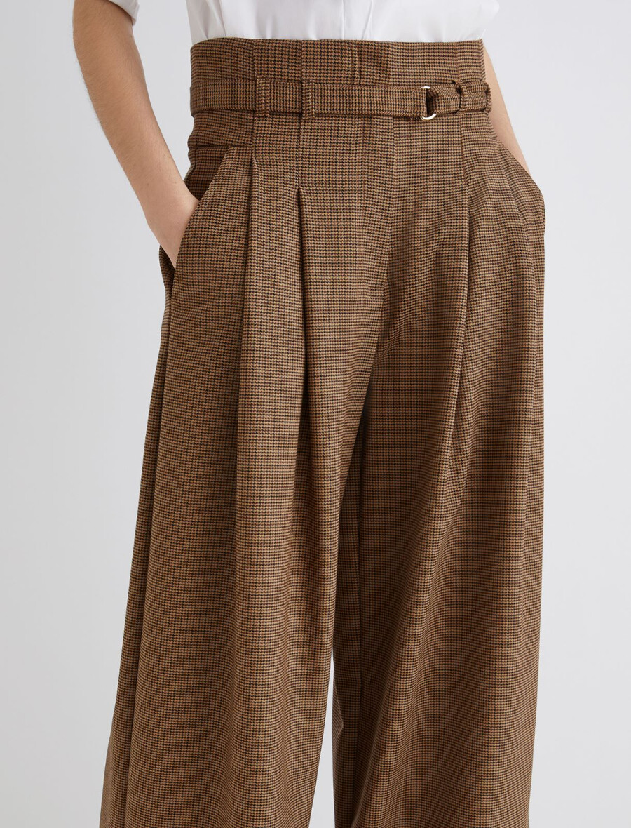 hochgeschnittene hose - camel