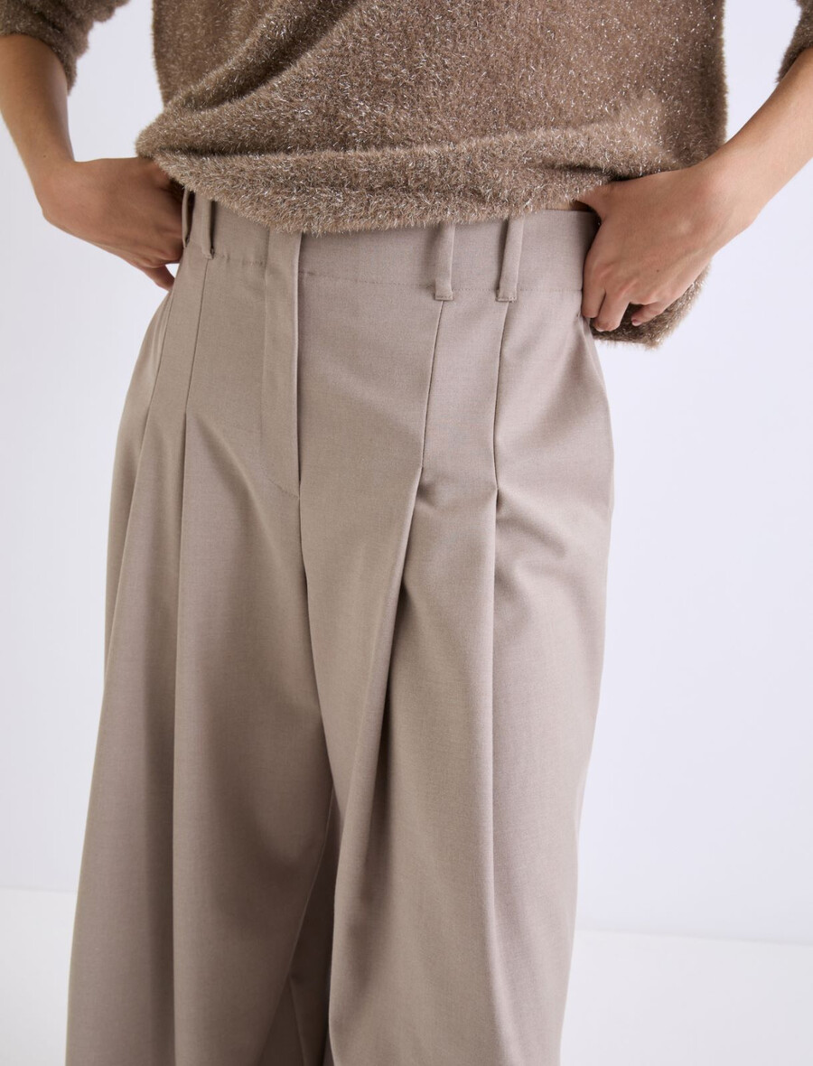 stretch-hose mit weitem bein - seil